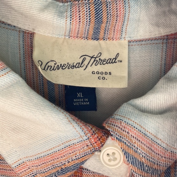 Short sleeve soft plaid button down top universal thread size xl - Picture 7 of 8